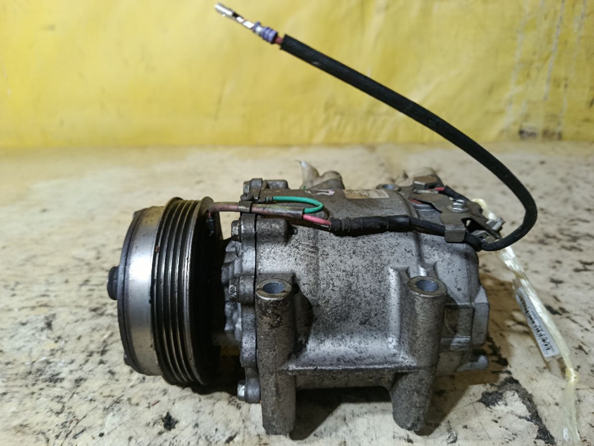 Компрессор кондиционера на Honda Freed Hybrid GP3 LEA Фото 3