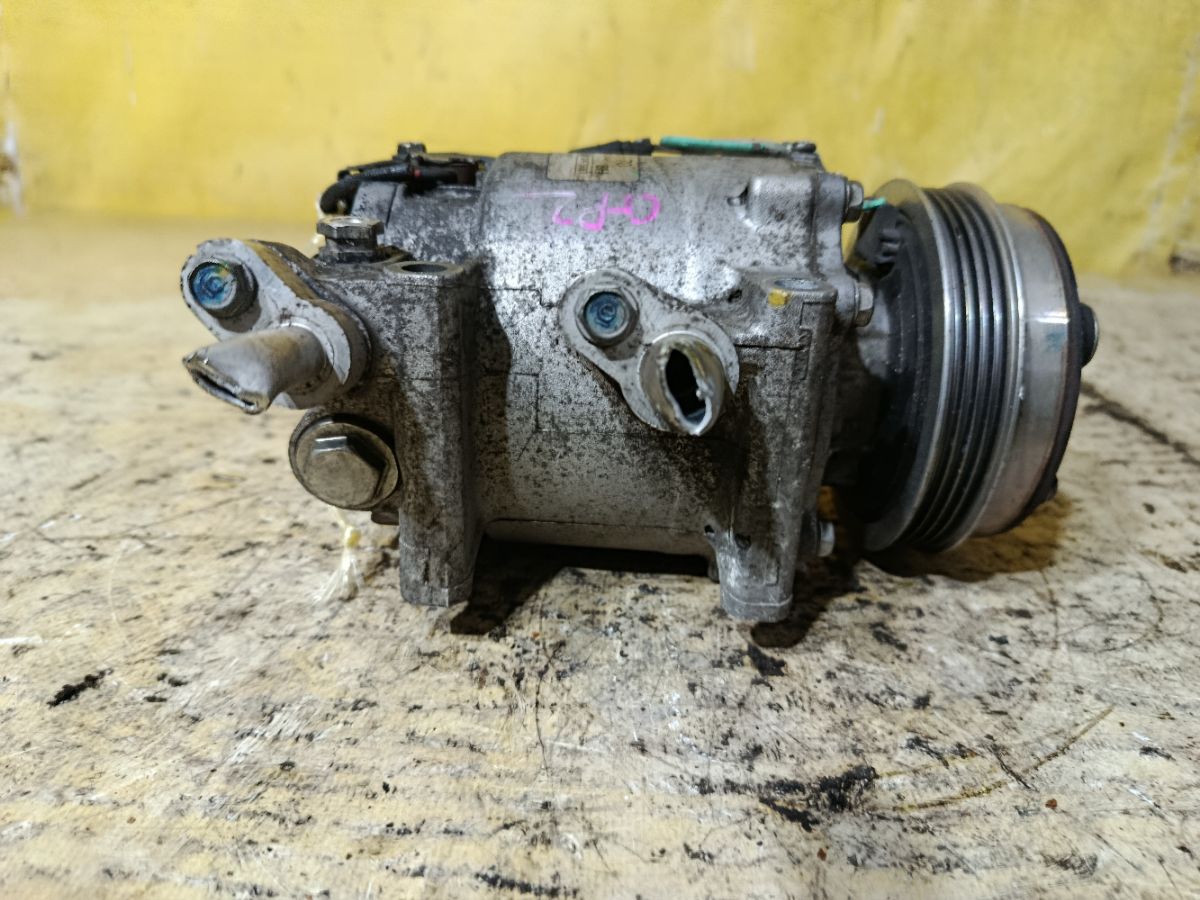 Компрессор кондиционера на Honda Fit Hybrid GP2 LDA Фото 2