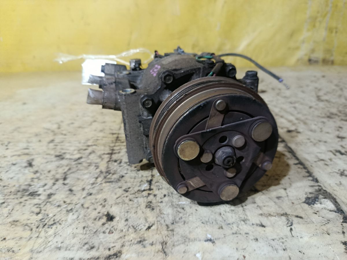 Компрессор кондиционера на Honda Insight ZE2 LDA Фото 4