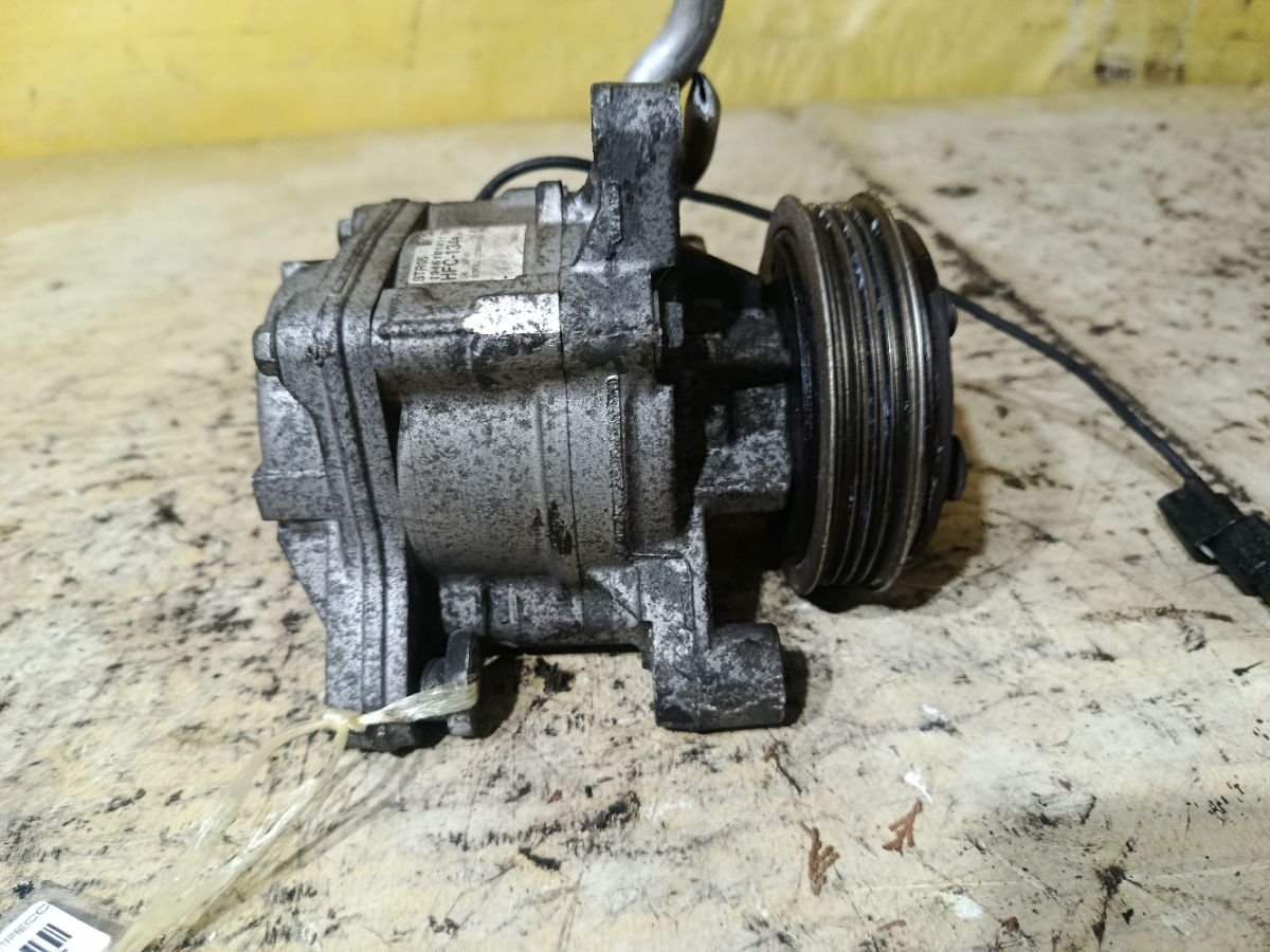 Компрессор кондиционера на Honda N-Wgn JH1 S07A Фото 3