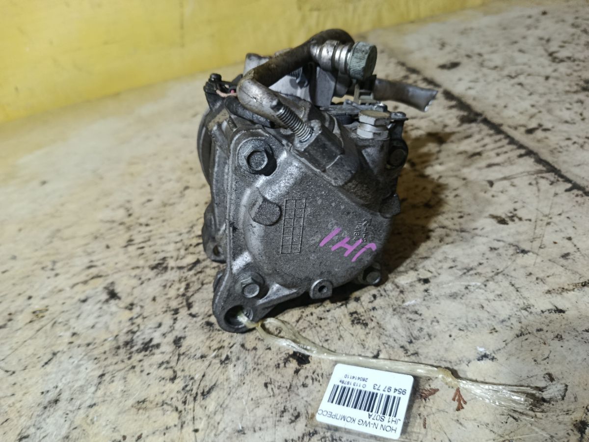 Компрессор кондиционера на Honda N-Wgn JH1 S07A Фото 6