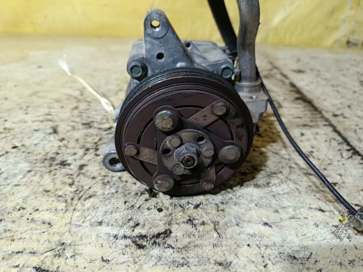 Компрессор кондиционера на Honda N-Wgn JH1 S07A Фото 4