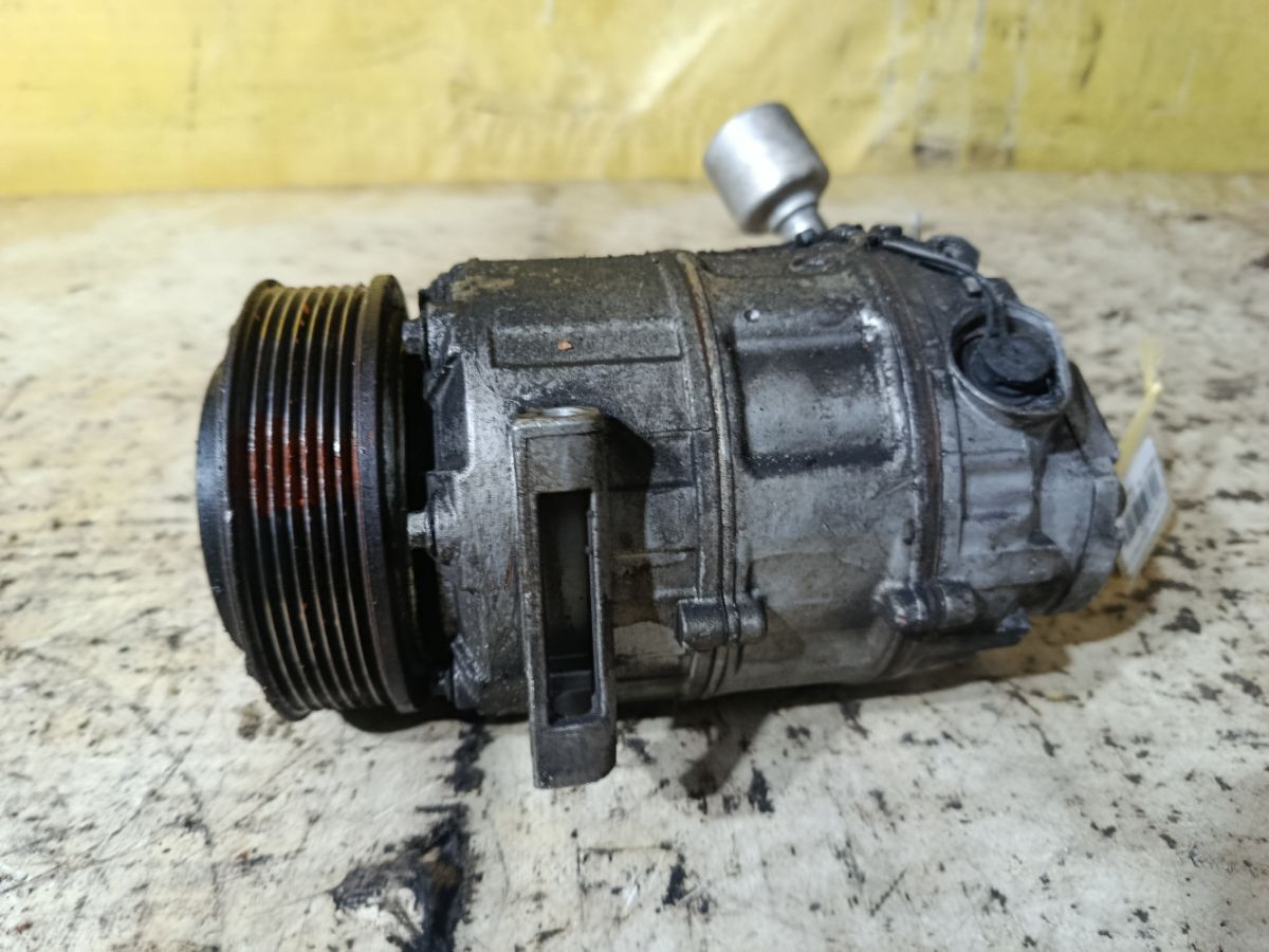 Компрессор кондиционера на Nissan Serena FC26 MR20DD Фото 4