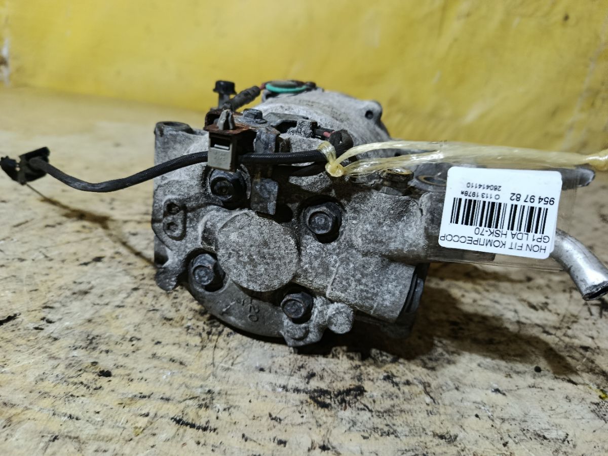 Компрессор кондиционера на Honda Fit Hybrid GP1 LDA Фото 6