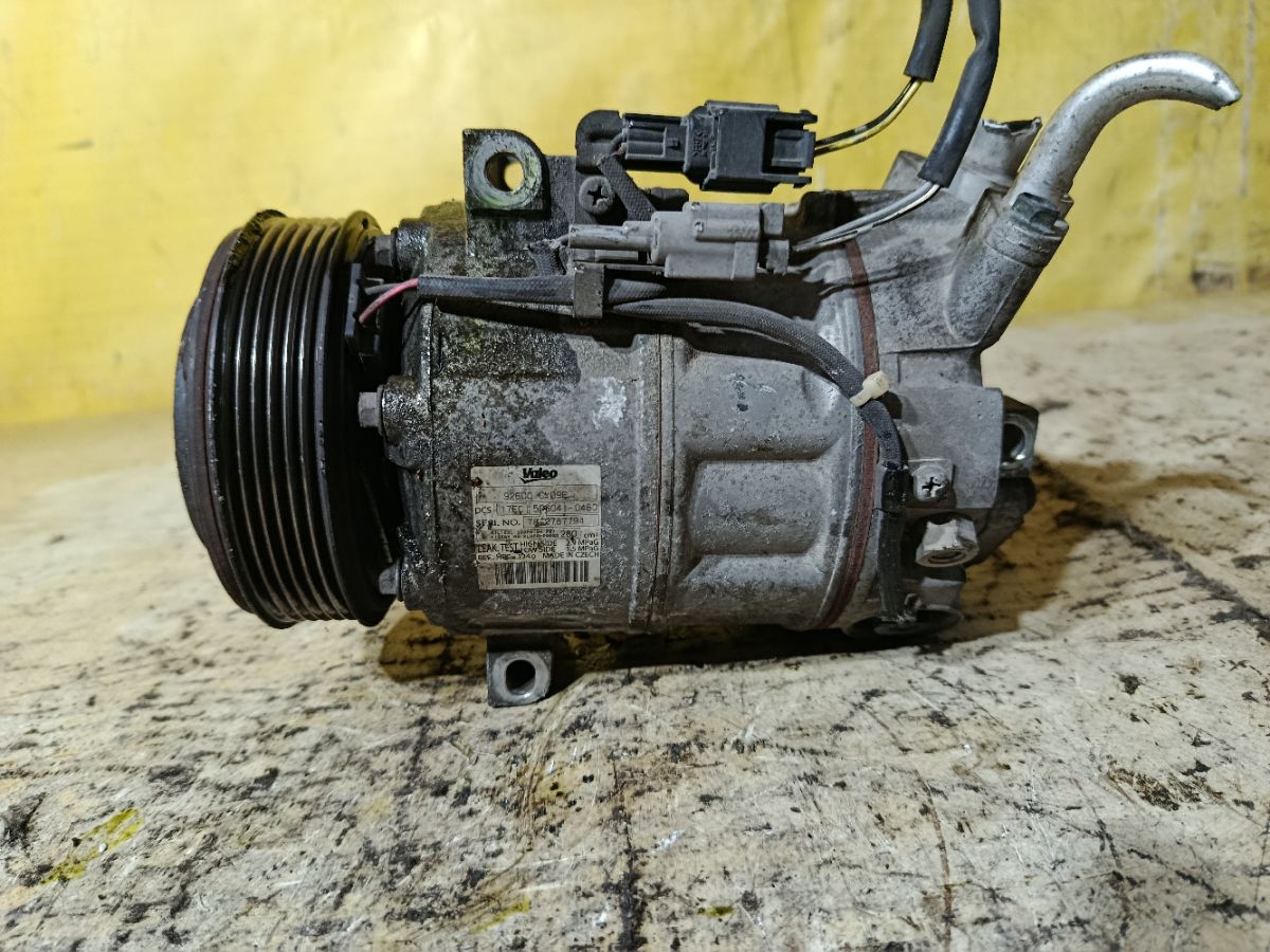 Компрессор кондиционера 92600-CY09E на Nissan Serena C25 MR20DE Фото 6