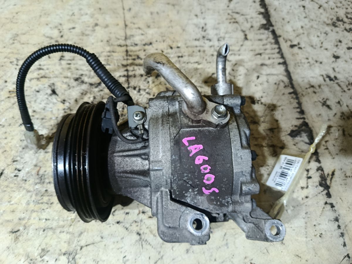 Компрессор кондиционера на Daihatsu Tanto LA600S KF-VE Фото 1