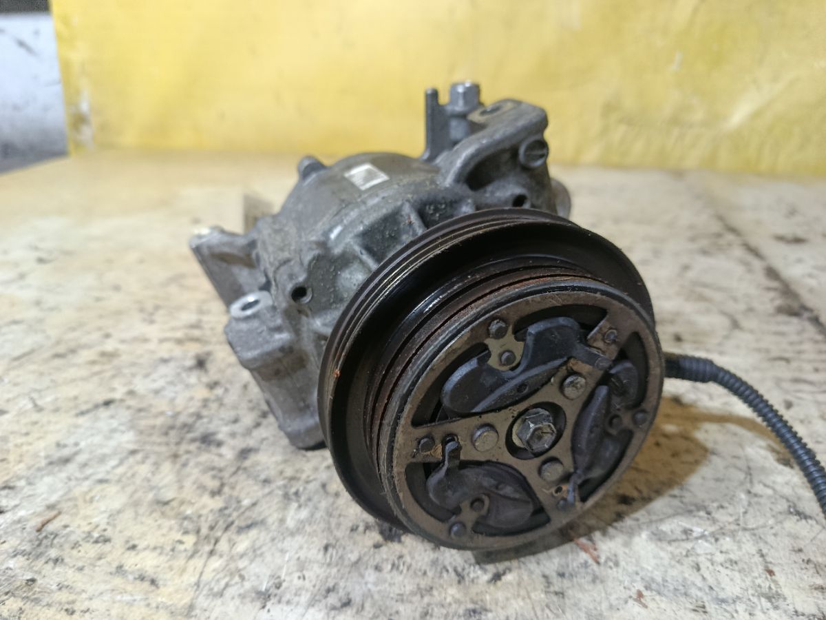 Компрессор кондиционера на Daihatsu Tanto LA600S KF-VE Фото 5