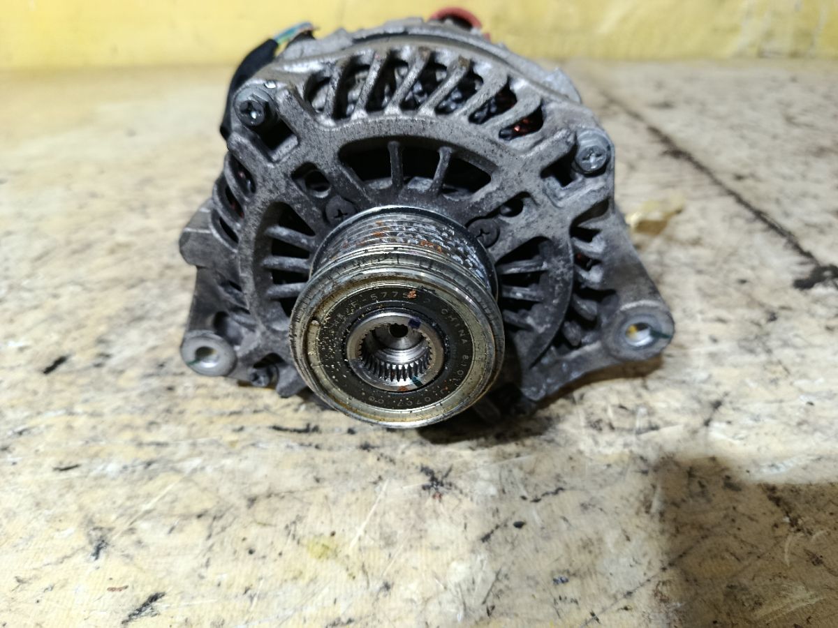 Генератор 23100-3HD1A на Nissan Note E12 HR12DDR Фото 3