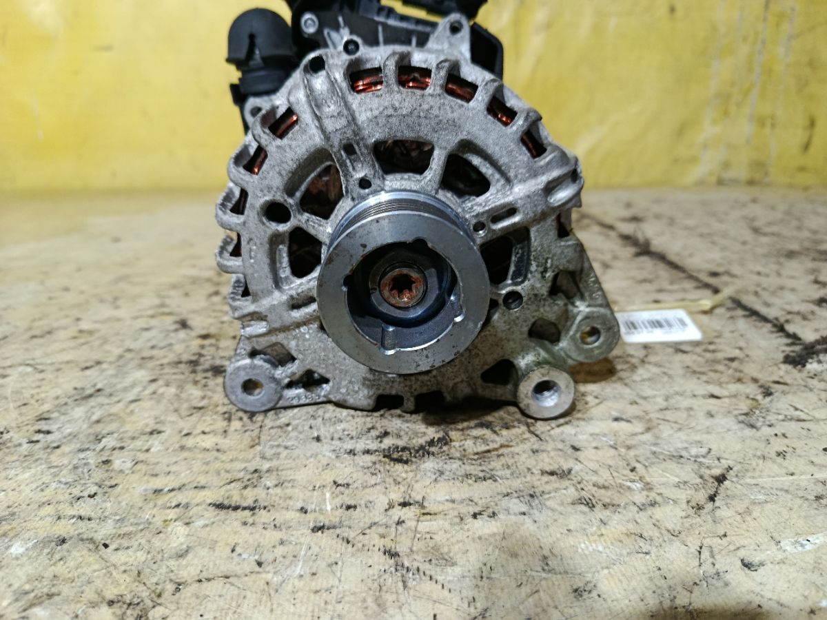 Генератор B310A-1VA1A на Nissan Serena FC26 MR20DD Фото 2