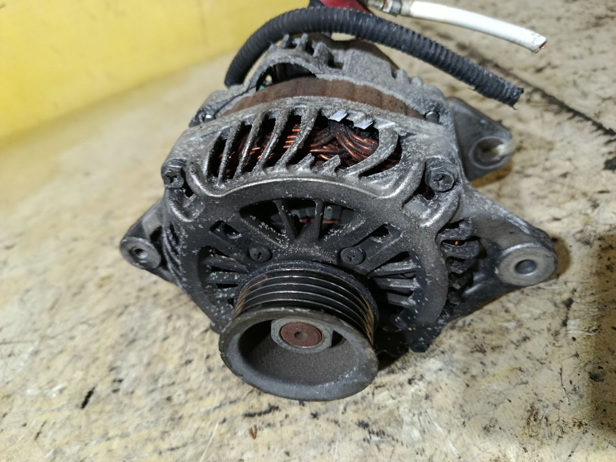 Генератор 23700AA521, 	23700AA522, 23700AA520 на Subaru Legacy Wagon BP5 EJ203 Фото 2