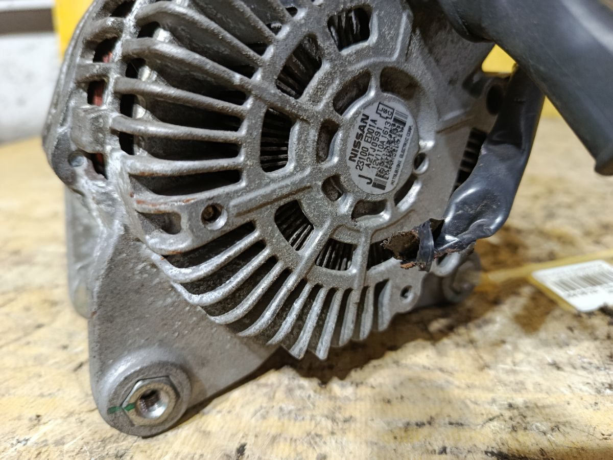 Генератор 23100-ED01A на Nissan Note E11 HR15DE Фото 3