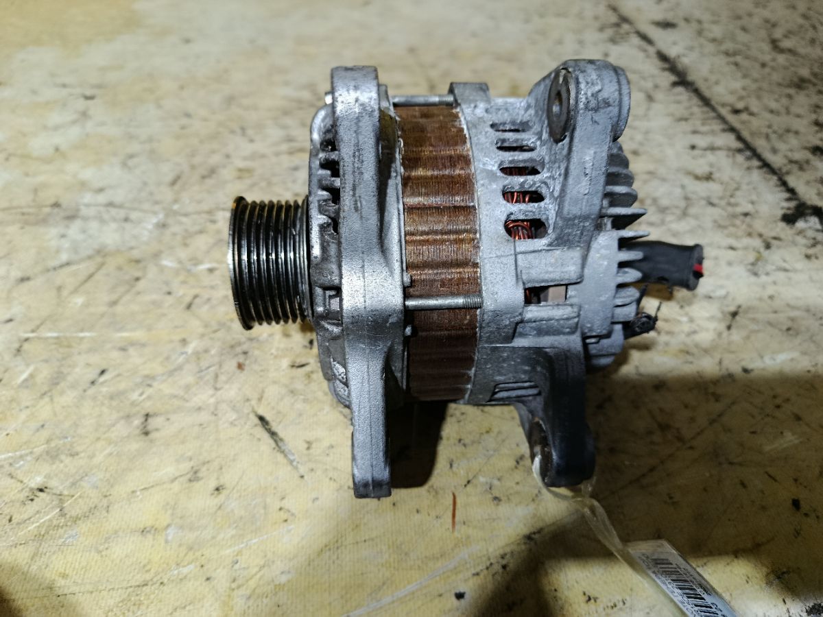 Генератор 23100-ED01A на Nissan Note E11 HR15DE Фото 4