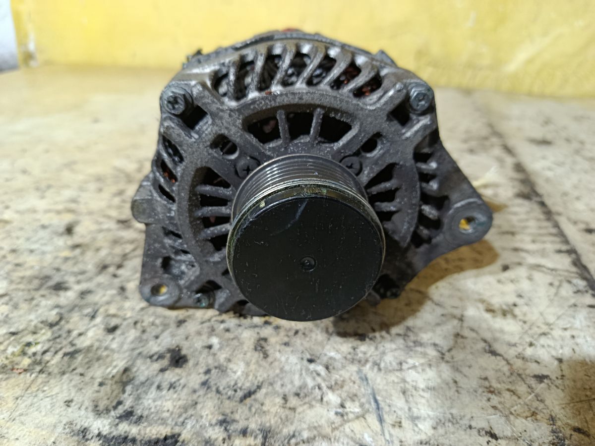 Генератор 23100-3HD1A на Nissan Note E12 HR12DDR Фото 3