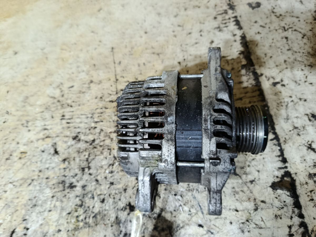 Генератор 23100-3HD1A на Nissan Note E12 HR12DDR Фото 6