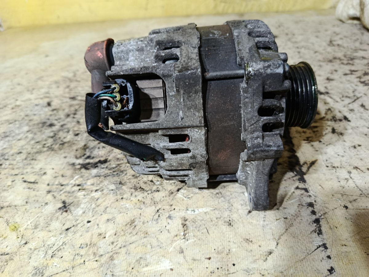 Генератор 23100-1HZ1A на Nissan Note E12 HR12DE Фото 4