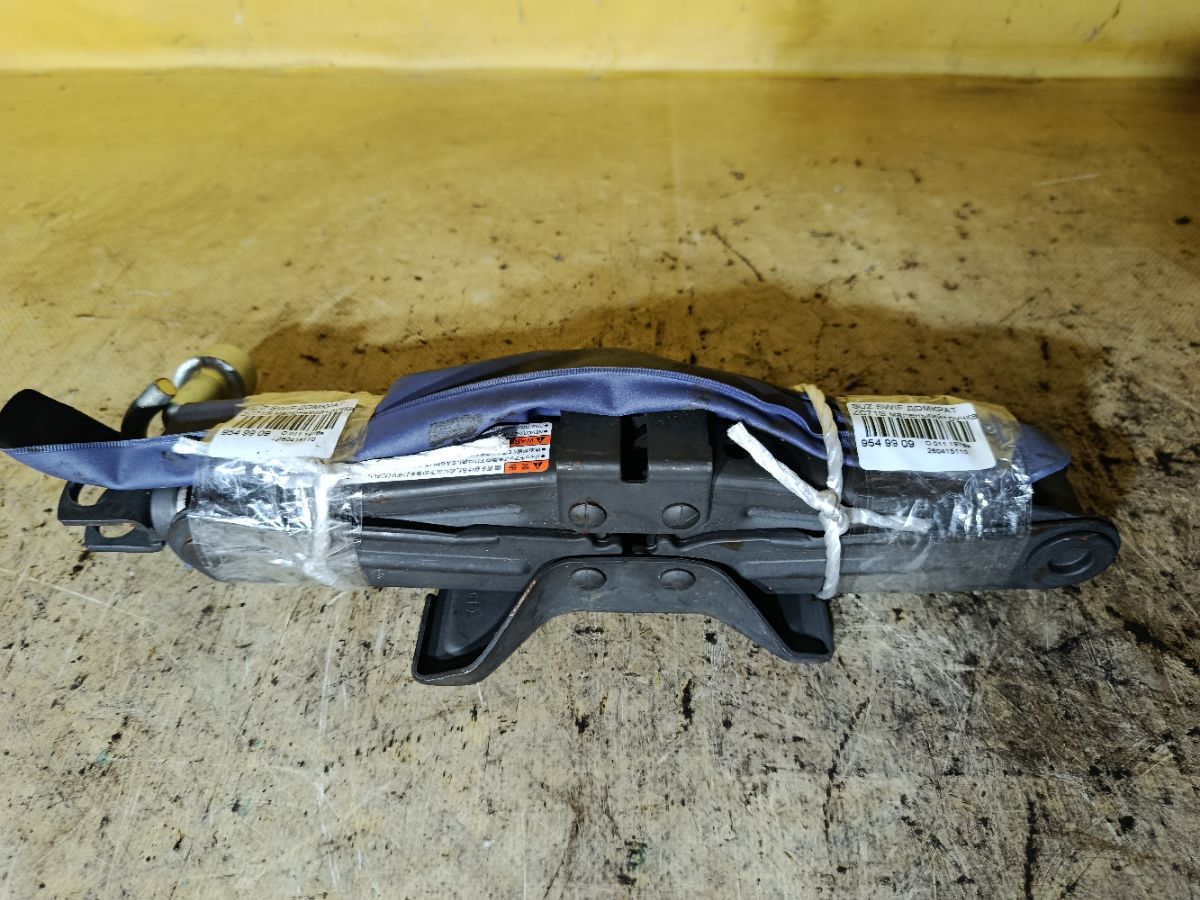 Домкрат на Suzuki Swift ZC71S Фото 1