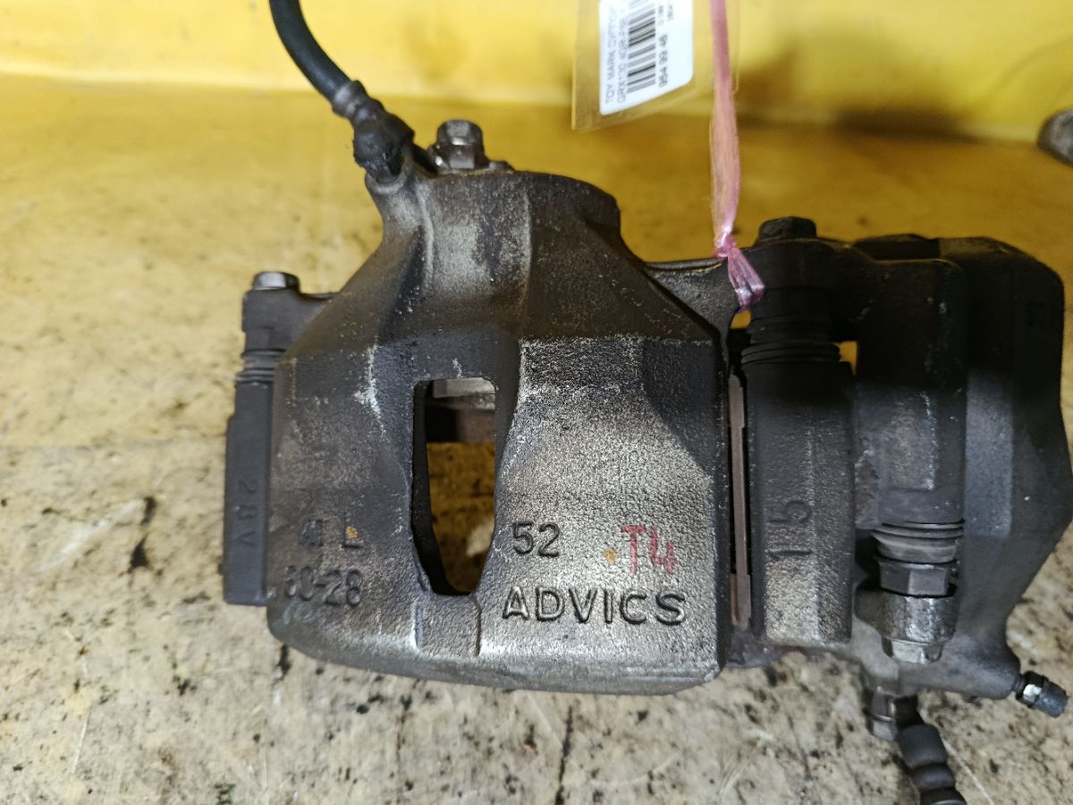 Суппорт на Toyota Mark X GRX130 4GR-FSE Фото 2
