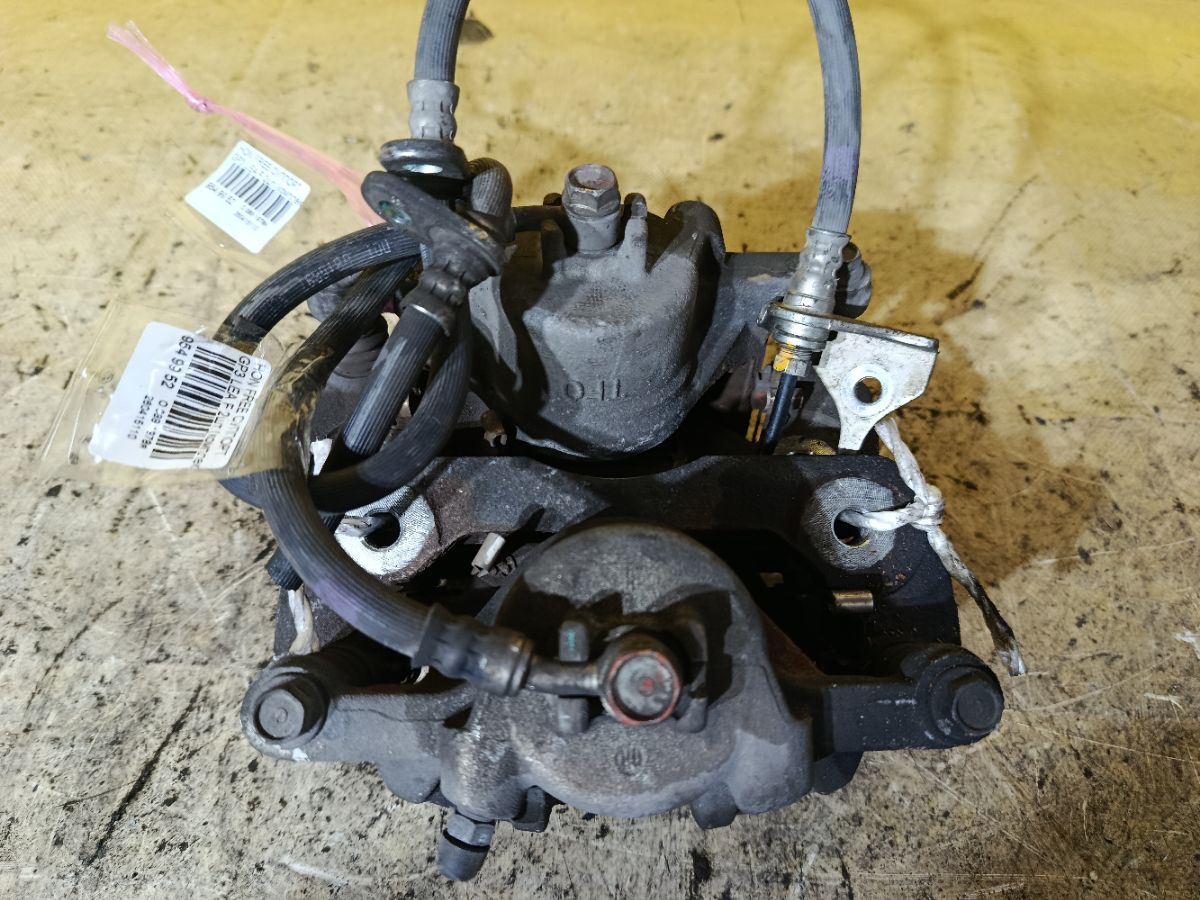 Суппорт на Honda Freed Hybrid GP3 LEA Фото 1