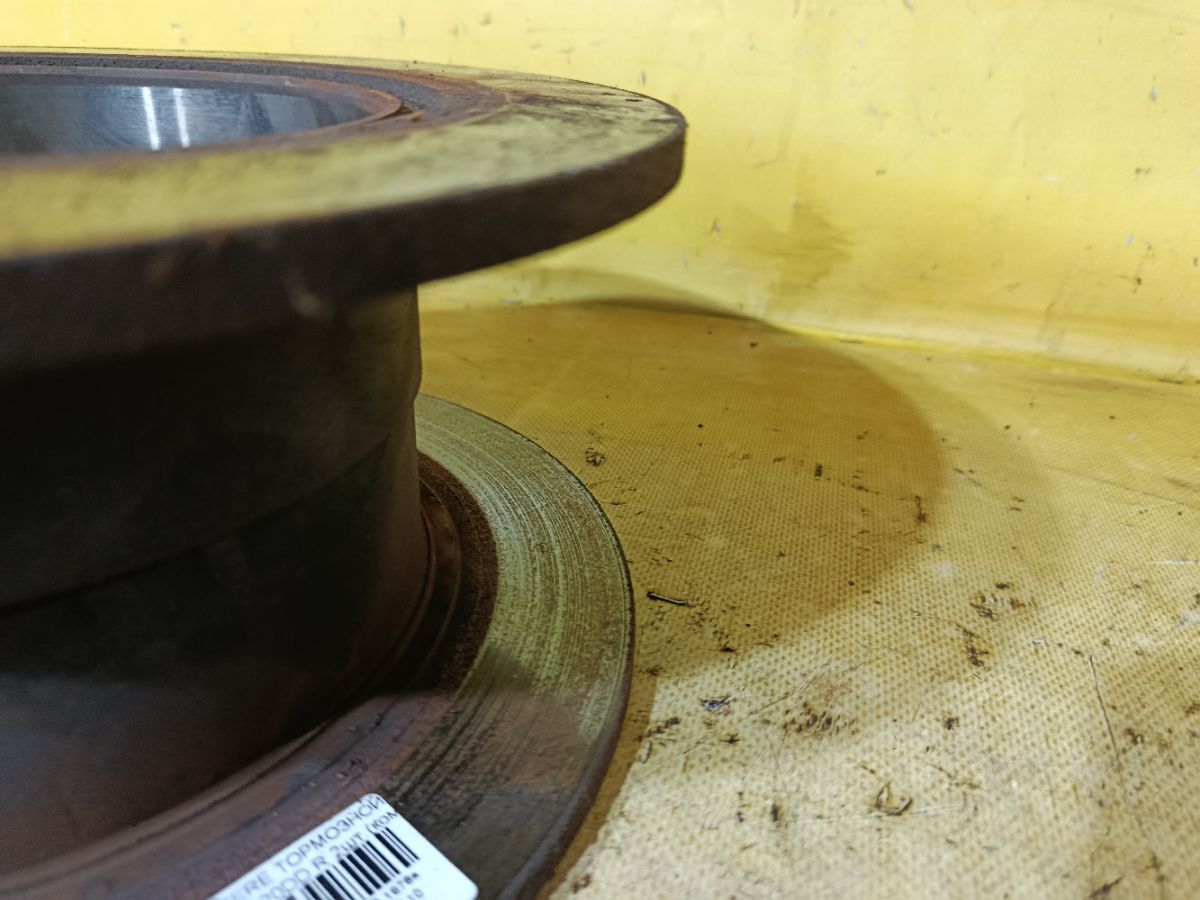 Тормозной диск 432069W000, 432069Y000 на Nissan Serena C26 MR20DD Фото 2