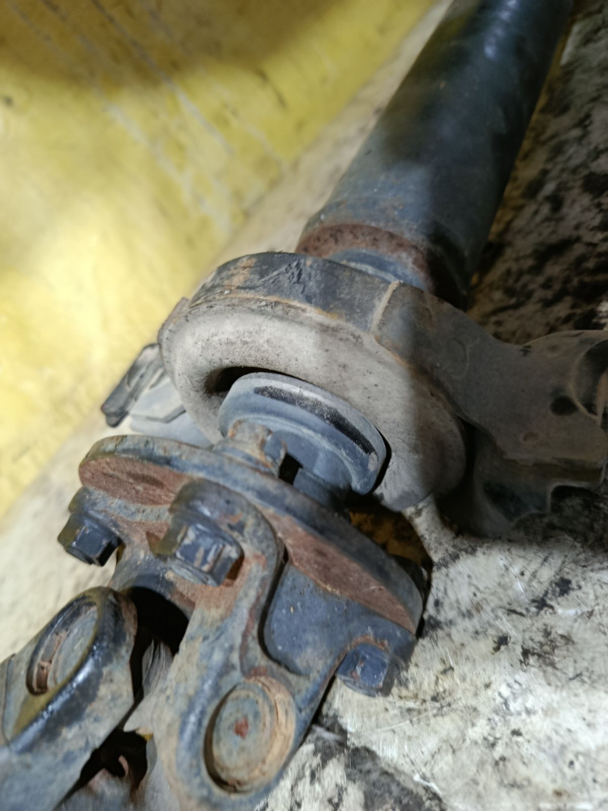 Кардан на Toyota Noah AZR65G 1AZ-FSE Фото 5