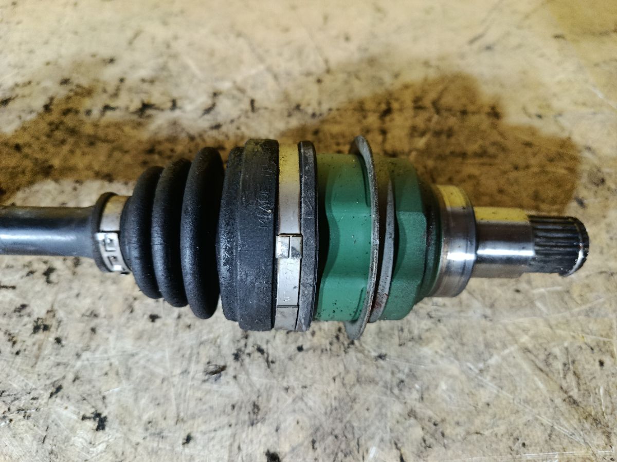 Привод на Daihatsu Move LA150S KF-VE Фото 2