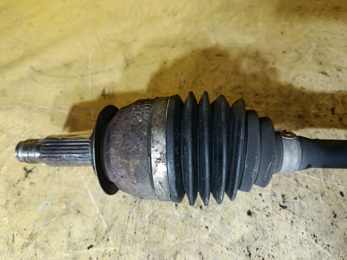 Привод на Subaru Exiga YA4 EJ204 Фото 3