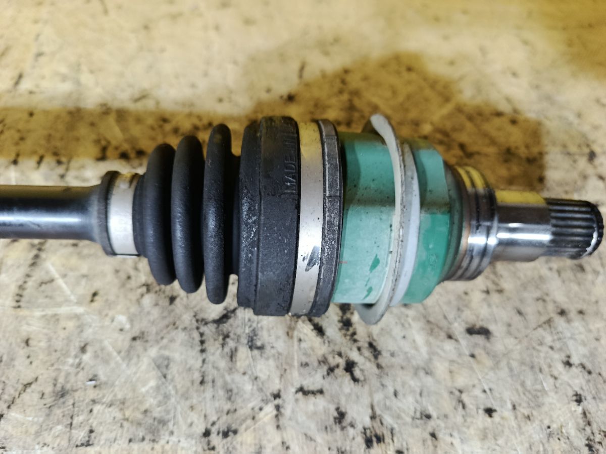 Привод на Daihatsu Move LA150S KF-VE Фото 2