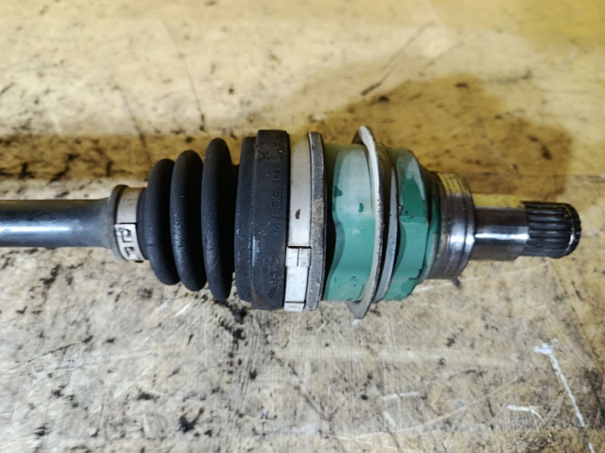 Привод на Daihatsu Move LA150S KF-VE Фото 2