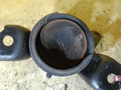 Подушка двигателя на Toyota Noah AZR60G 1AZ-FSE Фото 2