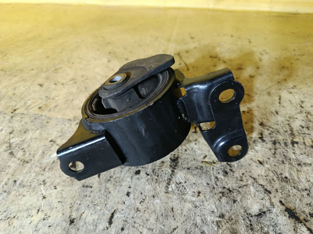 Подушка двигателя на Honda Odyssey RB1 K24A Фото 3