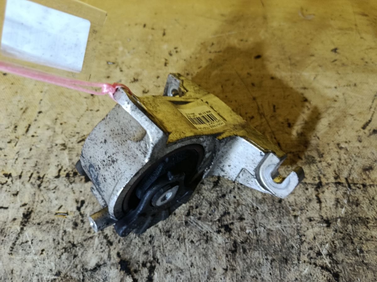 Подушка двигателя на Honda Freed Hybrid GP3 LEA Фото 1