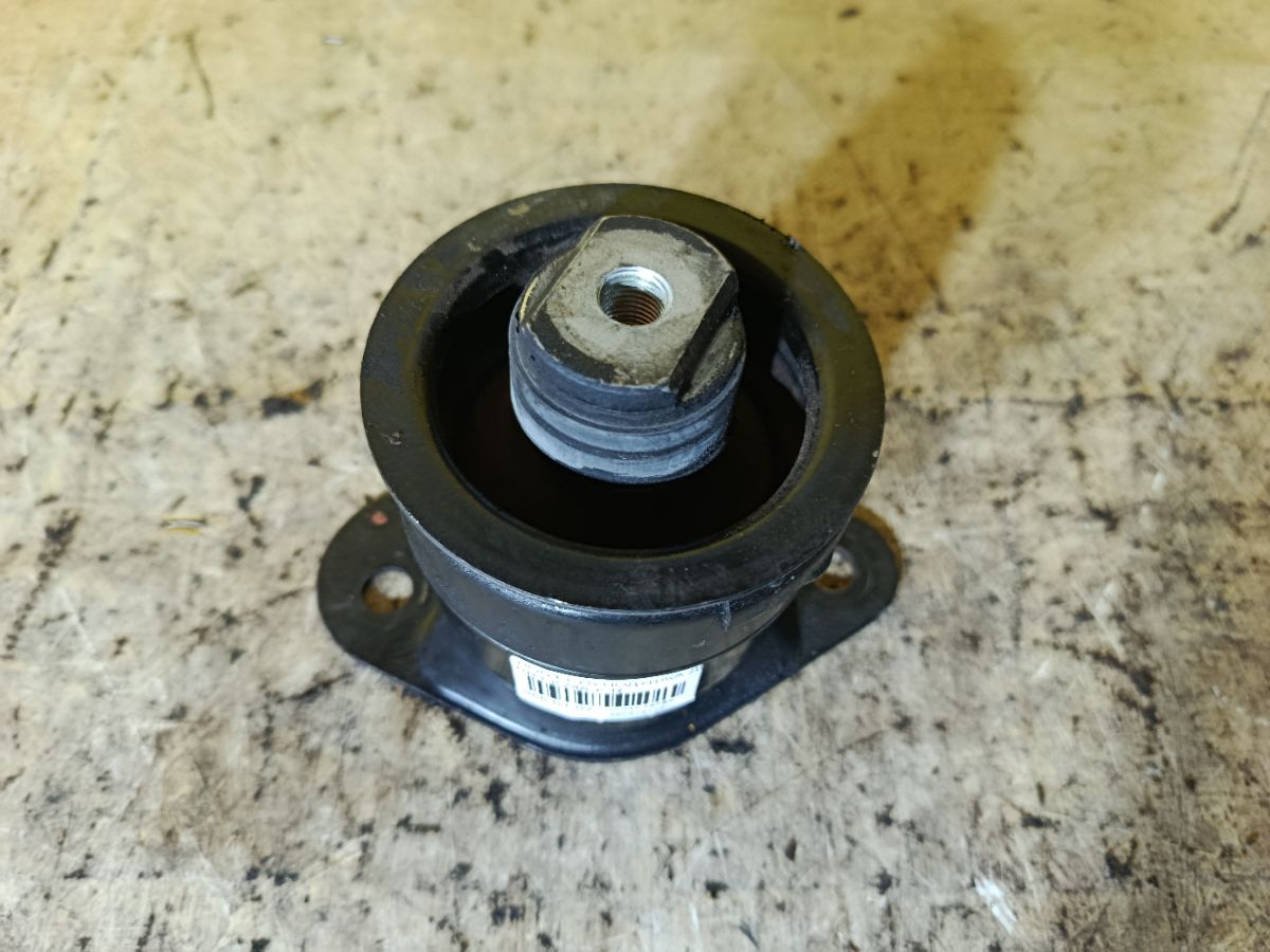 Подушка двигателя на Honda Elysion RR1 K24A Фото 1