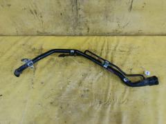 Заливная горловина топливного бака 77201-28240, 77201-28290 на Toyota Noah AZR60G 1AZ-FSE Фото 2