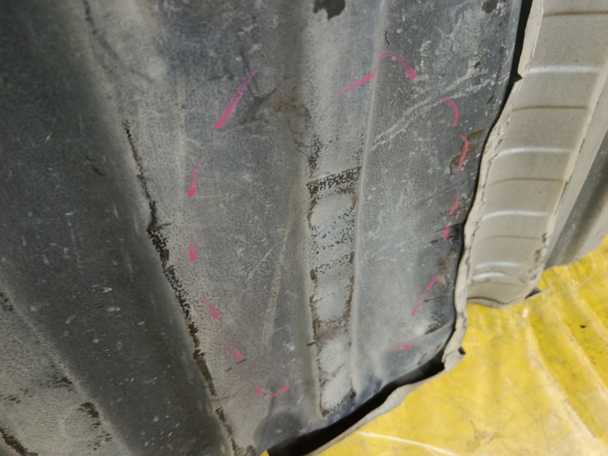 Бак топливный на Toyota Noah ZRR70G 3ZR-FAE Фото 3