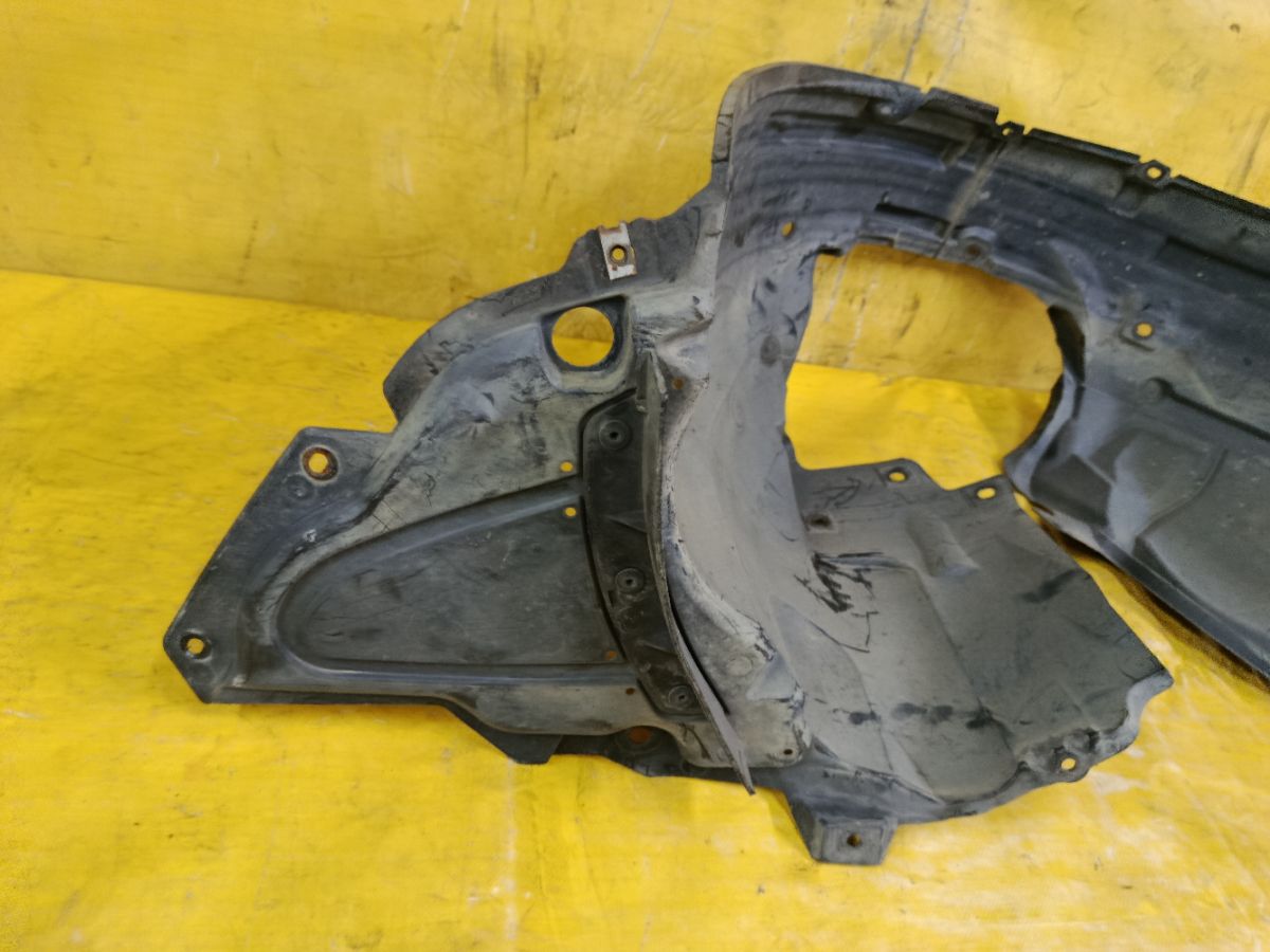 Подкрылок 63843-3SP0A на Nissan Sylphy TB17 MRA8DE Фото 4