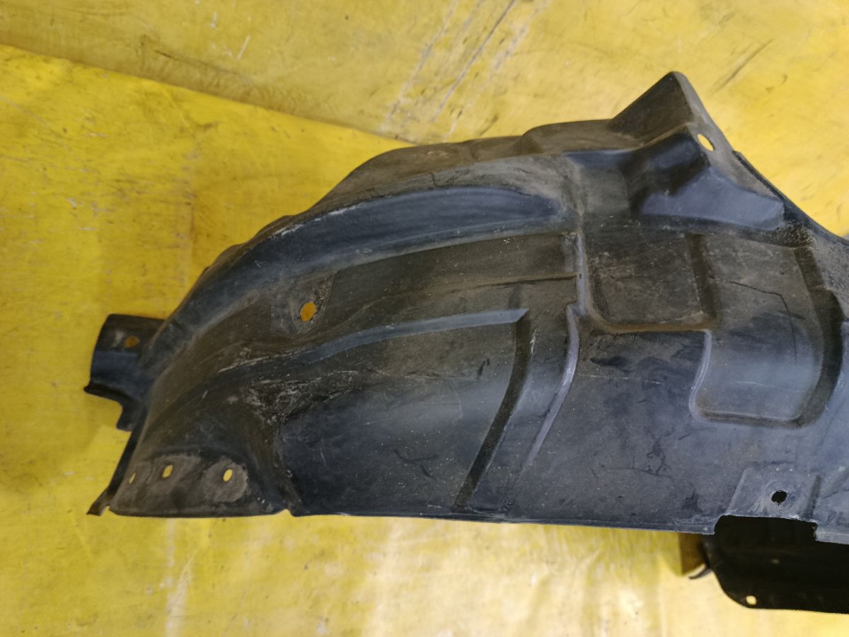 Подкрылок GAA956130 на Mazda Atenza Wagon GHEFW LF Фото 4