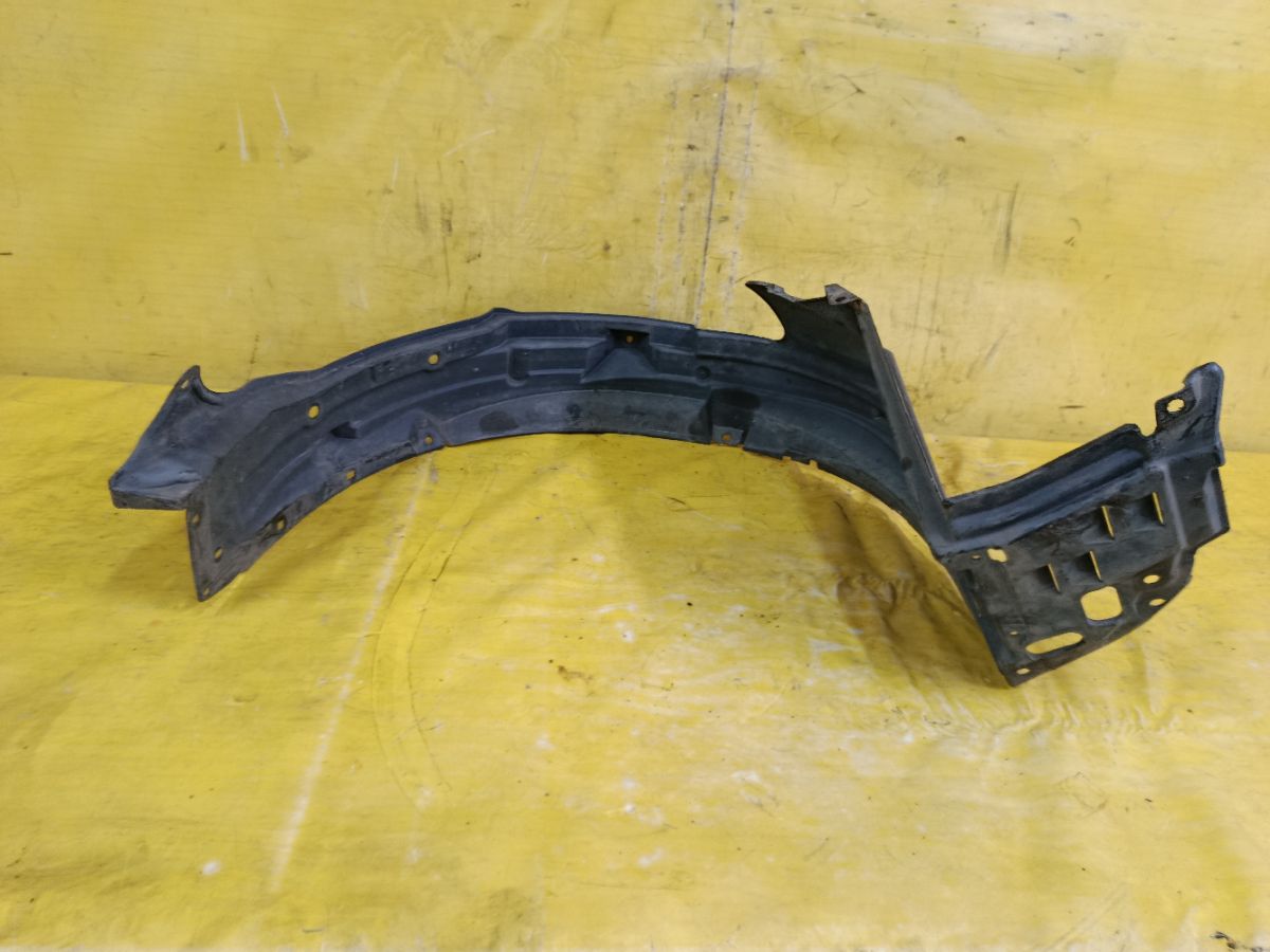 Подкрылок на Honda Stepwgn RK1 R20A Фото 4
