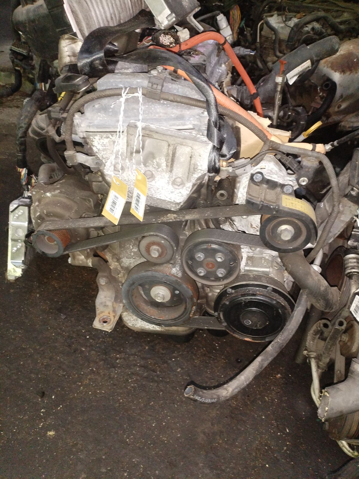 Двигатель на Toyota Alphard ATH10W 2AZ-FXE Фото 1