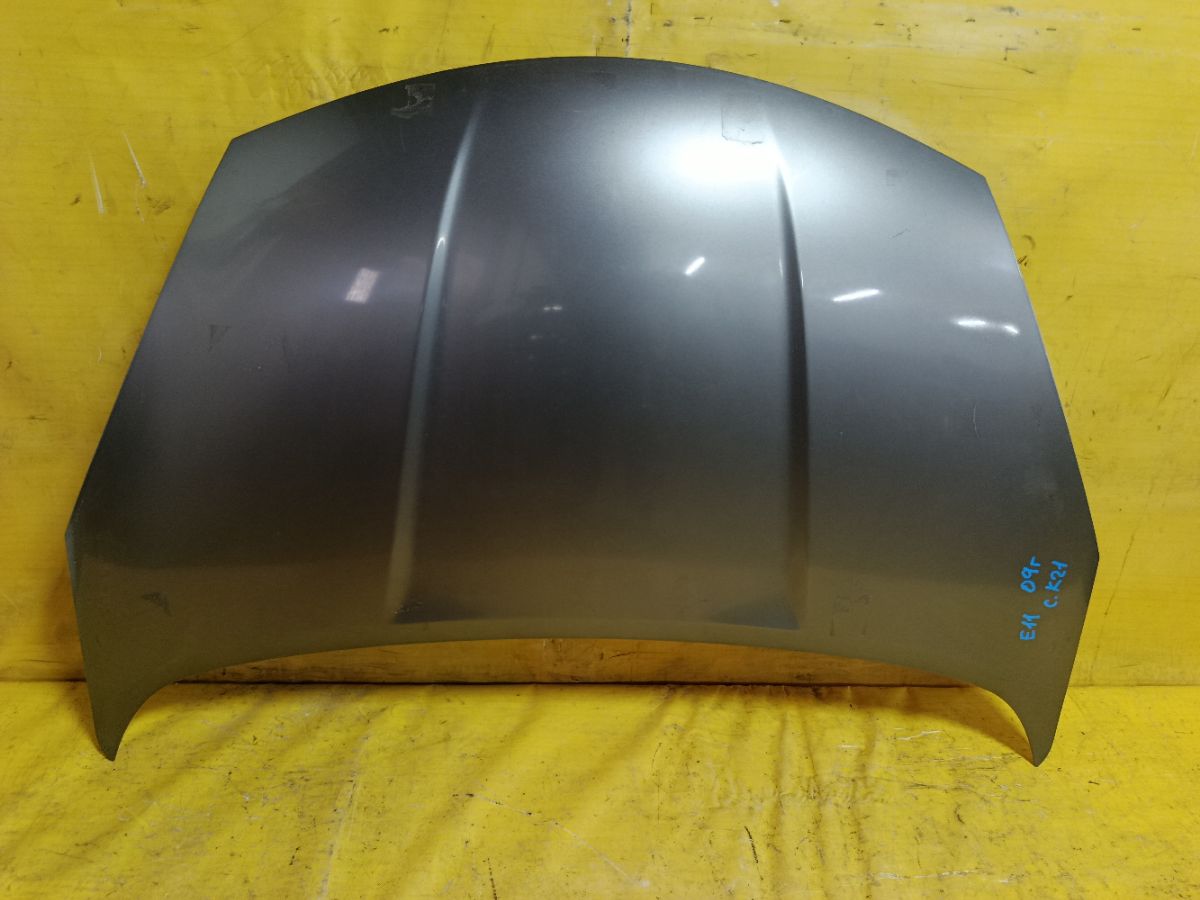 Капот на Nissan Note E11 Фото 1