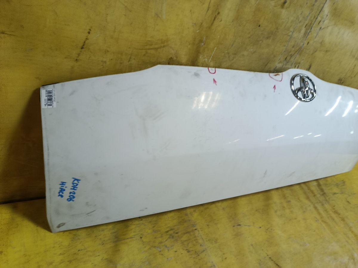 Капот на Toyota Hiace KDH206 Фото 3