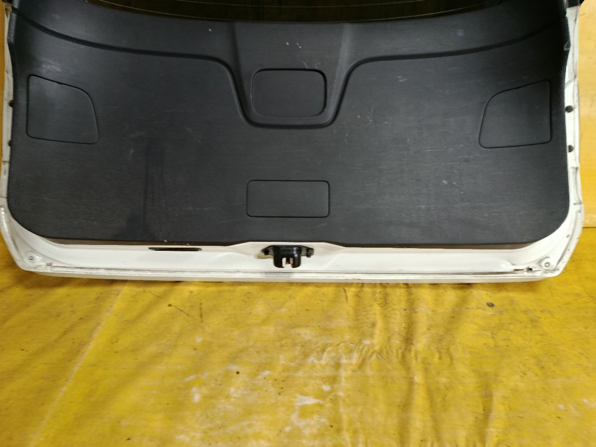 Дверь задняя 132-24857 132-24857 на Nissan Wingroad Y12 Фото 10
