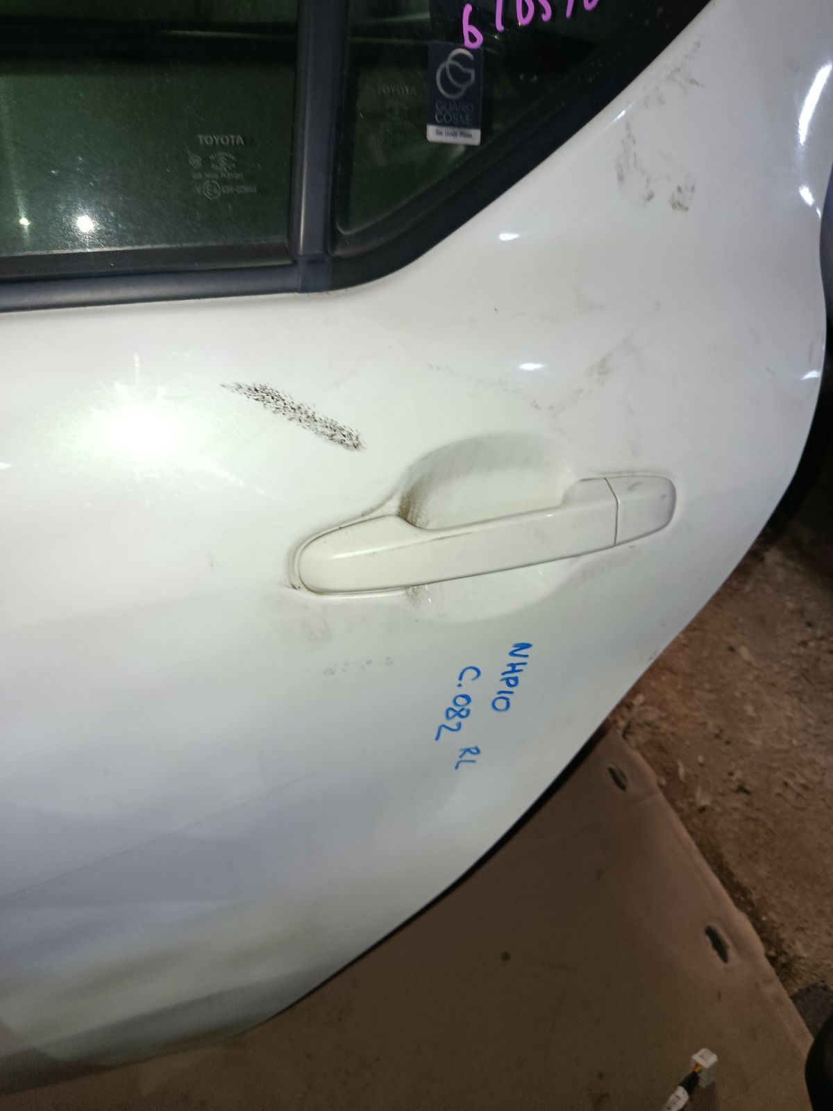 Дверь боковая на Toyota Aqua NHP10 Фото 13