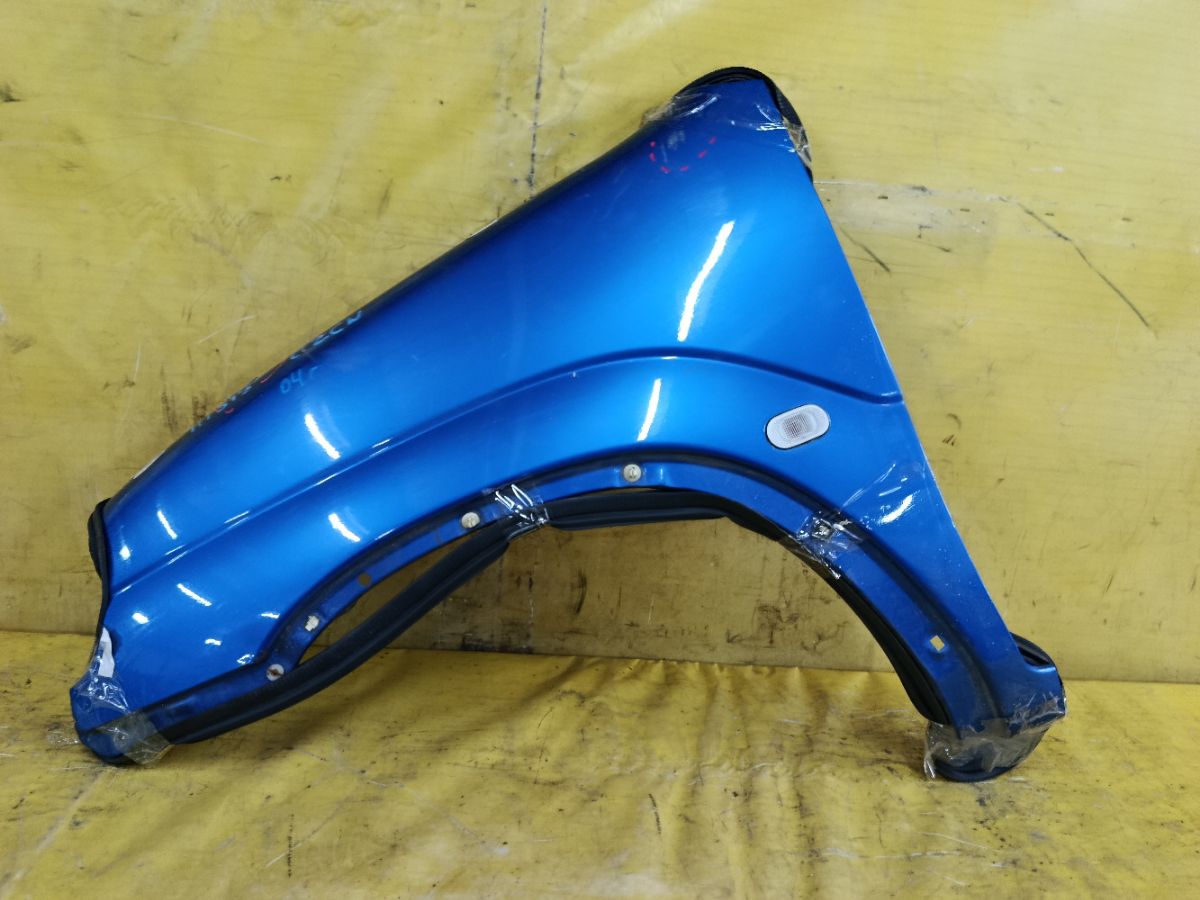 Крыло переднее на Suzuki Swift HT51S Фото 1