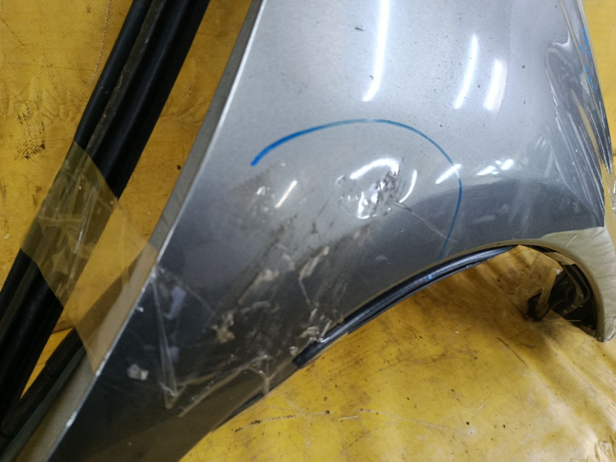 Крыло переднее на Nissan Note E11 Фото 4