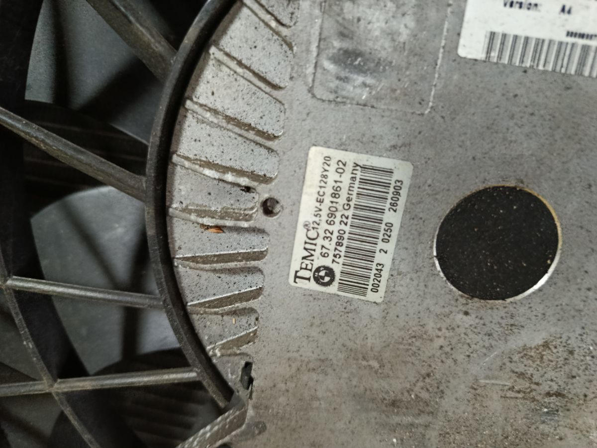Радиатор ДВС 6732690186102, 1742751410404, 64536914033 на Bmw Z4 E85-BT52 M54 Фото 3