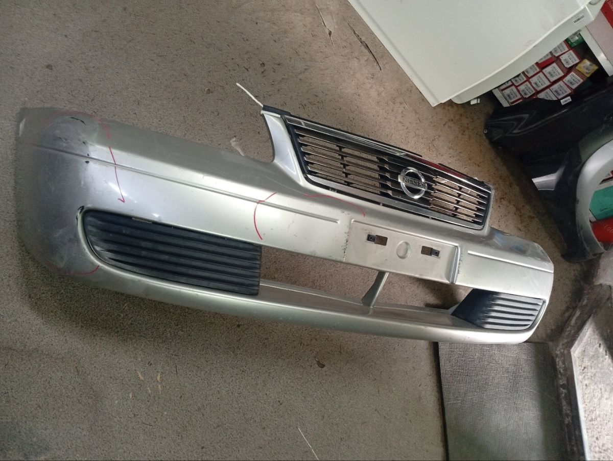 Бампер 62022-8N040 на Nissan Sunny FB15 Фото 10