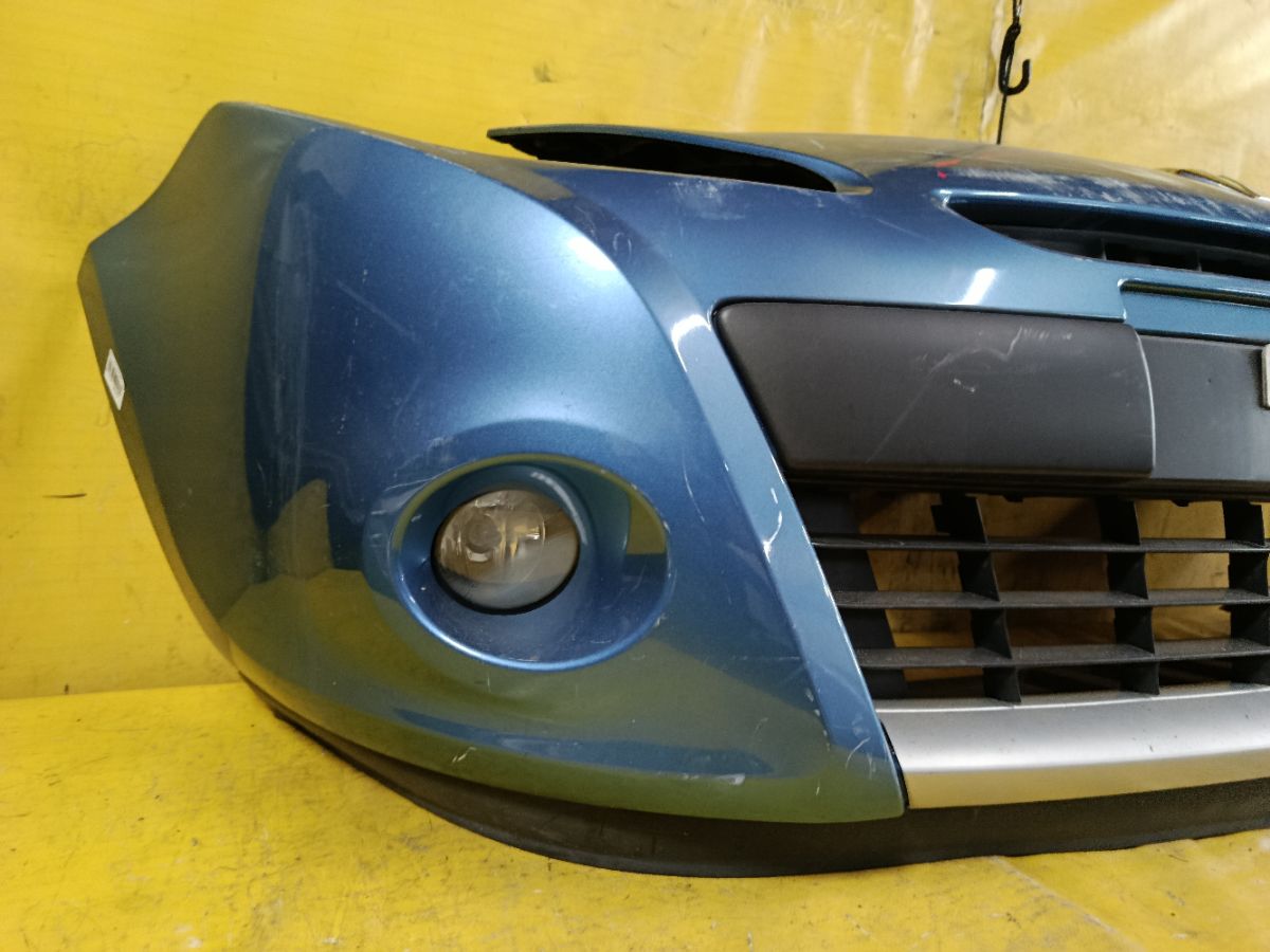Бампер 8200799935 на Renault Lutecia Фото 3