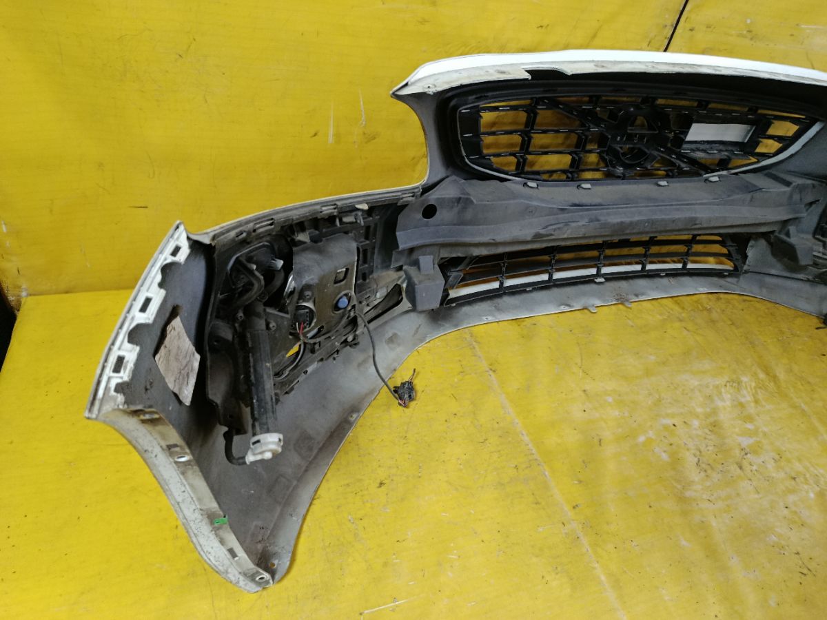 Бампер на Volvo V60 FW Фото 9