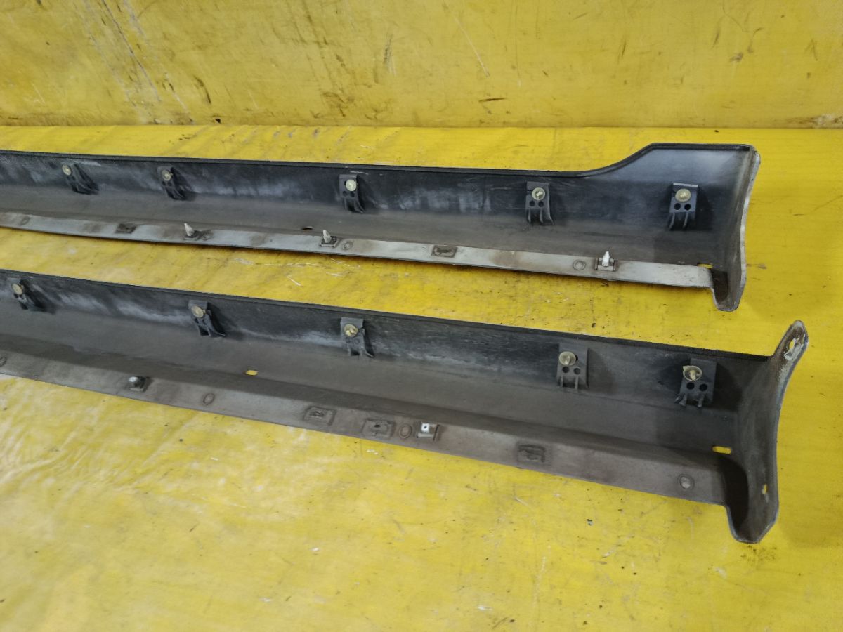 Порог кузова пластиковый ( обвес ) на Mitsubishi Lancer Cedia Wagon CS5W Фото 6