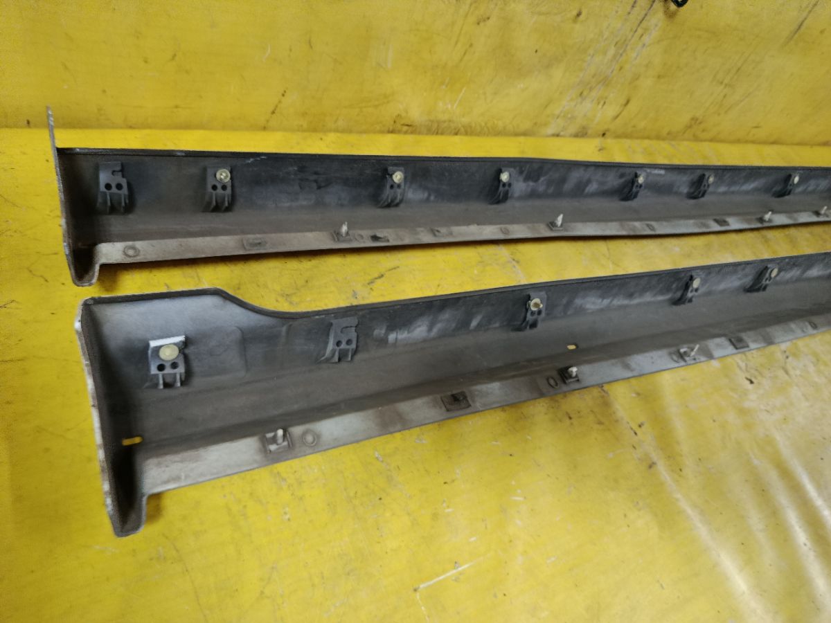 Порог кузова пластиковый ( обвес ) на Mitsubishi Lancer Cedia Wagon CS5W Фото 7